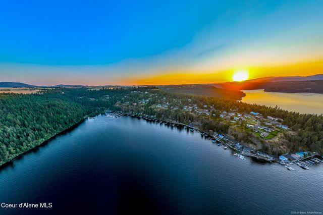 20943 S Cave Bay Rd, Worley, ID 83876