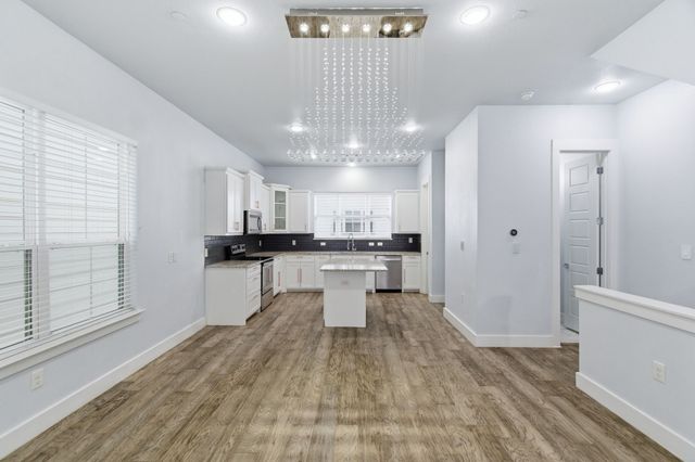 203 S Village Way, Lewisville, TX 75057