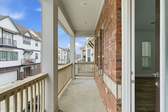 203 S Village Way, Lewisville, TX 75057