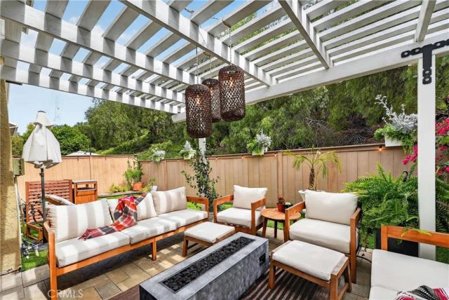 55 Sandalwood, Aliso Viejo, CA 92656