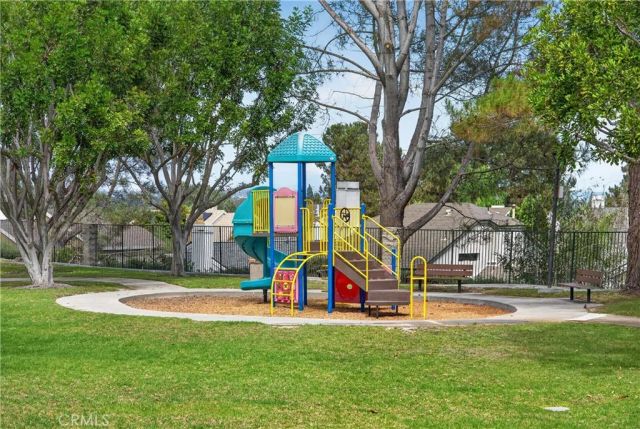 55 Sandalwood, Aliso Viejo, CA 92656
