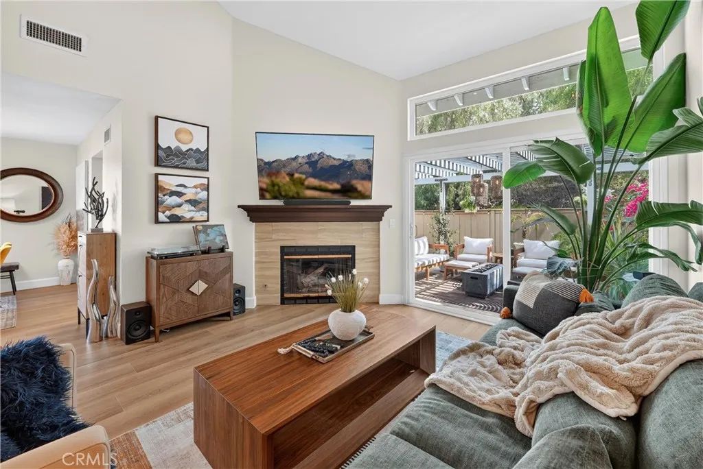 55 Sandalwood, Aliso Viejo, CA 92656