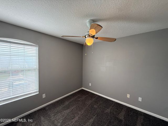 1590 VINELAND Circle B, Fleming Island, FL 32003