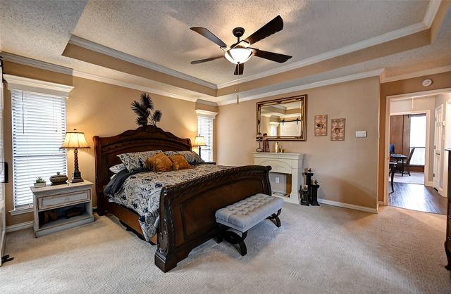 1916 Mill Run Drive, Arlington, TX 76006