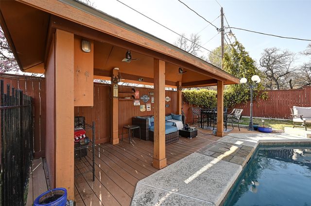 1916 Mill Run Drive, Arlington, TX 76006