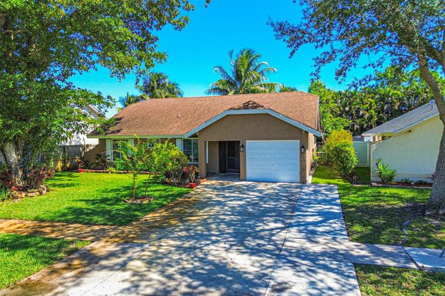 22388 Swordfish Dr, Boca Raton, FL 33428