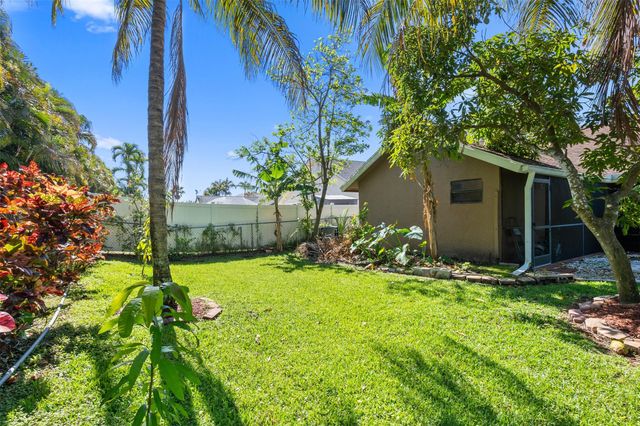 22388 Swordfish Dr, Boca Raton, FL 33428