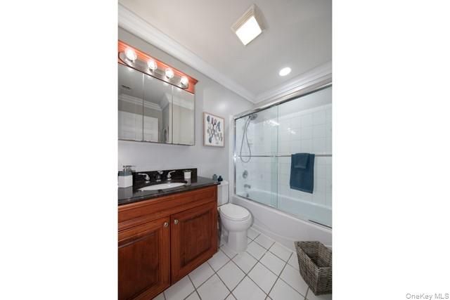 62 Neal 62, Setauket, NY 11733