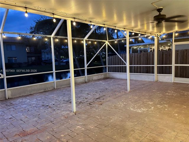 117 Danielle Ct, Weston, FL 33326