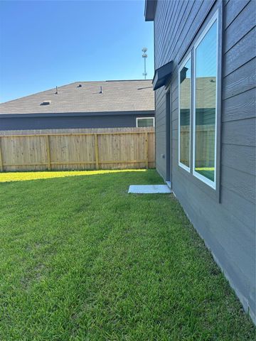 31350 Black Cherry Hollow Drive, Magnolia, TX 77354