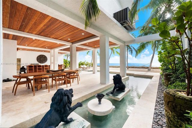 60 Ocean Front Dr, Key Largo, FL 33037