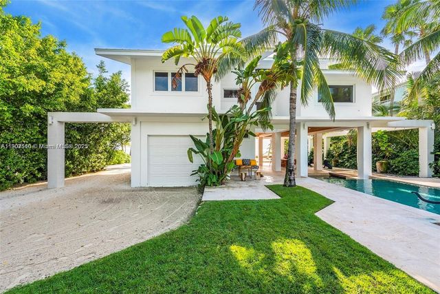60 Ocean Front Dr, Key Largo, FL 33037