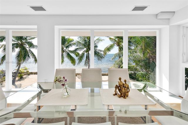 60 Ocean Front Dr, Key Largo, FL 33037