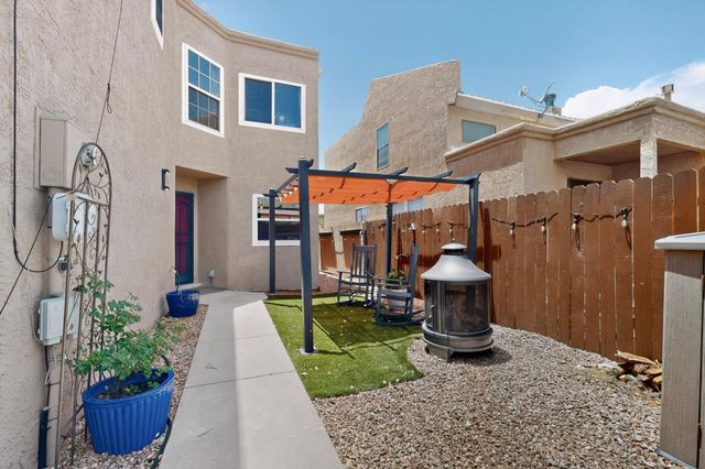 5405 Overlook Drive NE, Albuquerque, NM 87111
