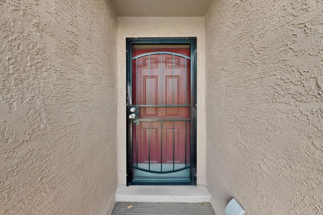 5405 Overlook Drive NE, Albuquerque, NM 87111