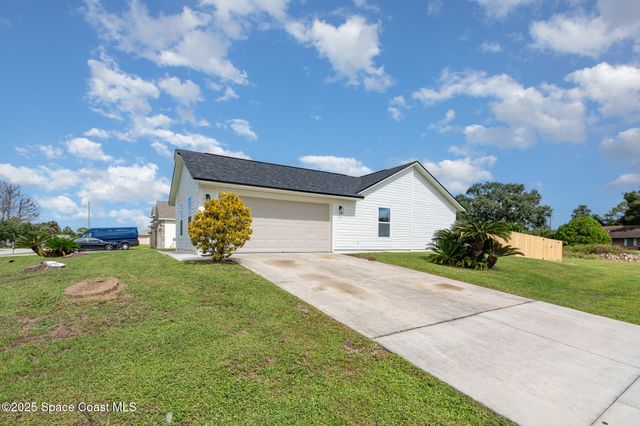 1207 Dallam Avenue NW, Palm Bay, FL 32907