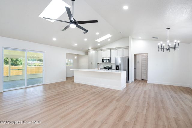 1207 Dallam Avenue NW, Palm Bay, FL 32907