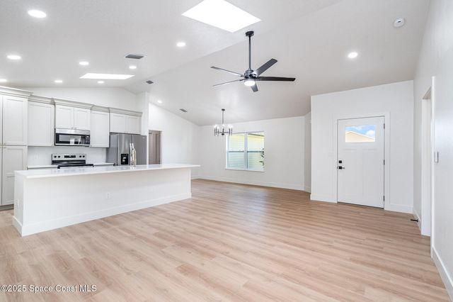 1207 Dallam Avenue NW, Palm Bay, FL 32907