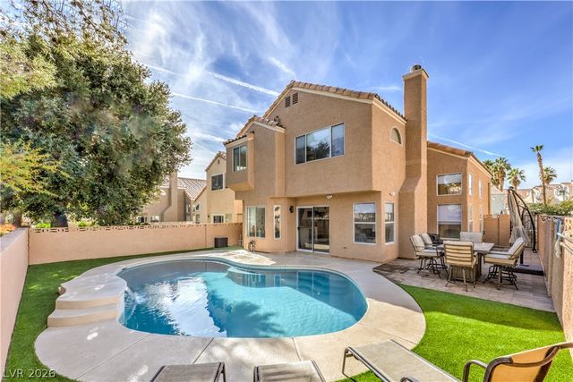 8352 SHORE BREEZE Drive, Las Vegas, NV 89128