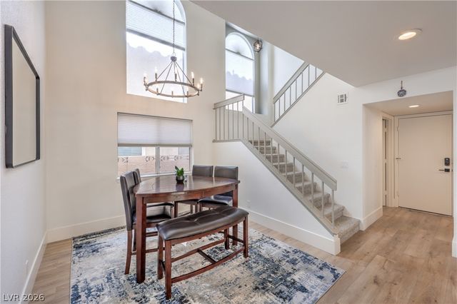 8352 SHORE BREEZE Drive, Las Vegas, NV 89128