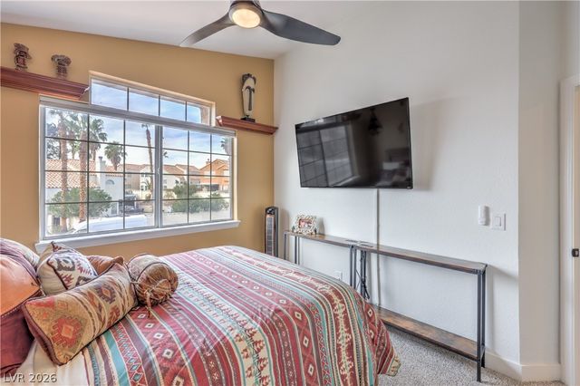 8352 SHORE BREEZE Drive, Las Vegas, NV 89128