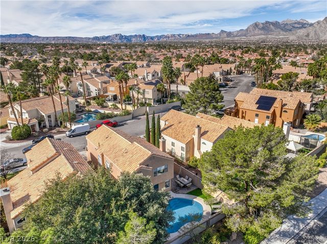 8352 SHORE BREEZE Drive, Las Vegas, NV 89128