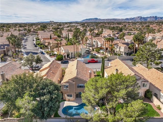 8352 SHORE BREEZE Drive, Las Vegas, NV 89128