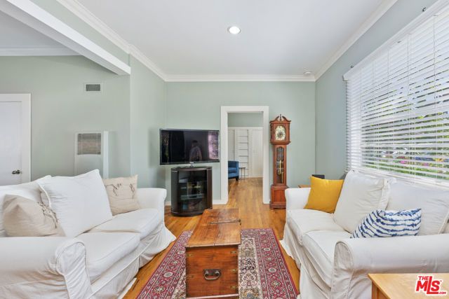 137 Strand Street, Santa Monica, CA 90405