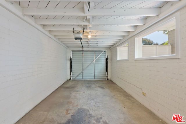 137 Strand Street, Santa Monica, CA 90405