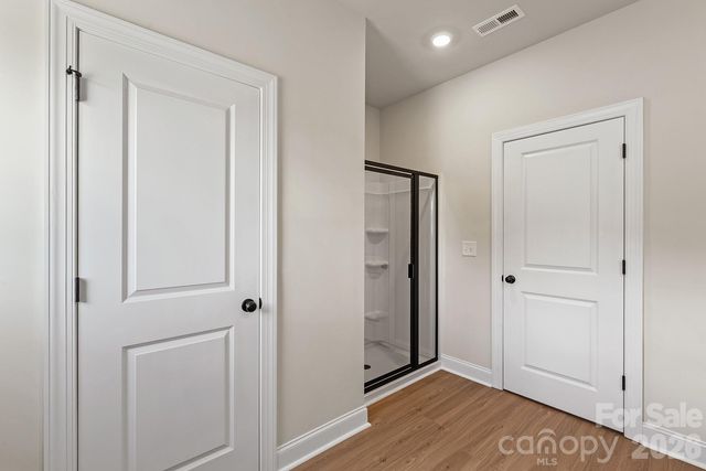 6726 Fairford Drive, Charlotte, NC 28215