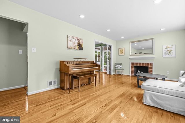 4709 RICHMARR PL, Alexandria, VA 22304