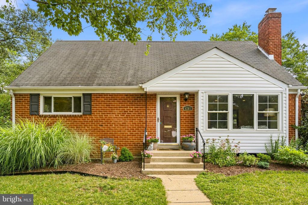 4709 RICHMARR PL, Alexandria, VA 22304