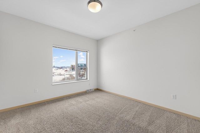 2816 No Oaks Ridge, Fitchburg, WI 53711