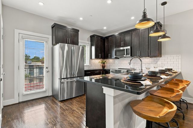 2003 Convent Pl Apt 6, Nashville, TN 37212