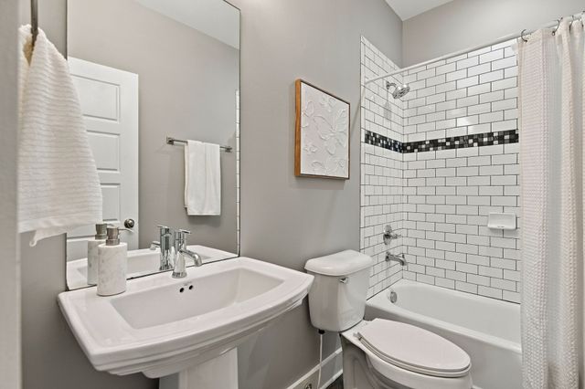 2003 Convent Pl Apt 6, Nashville, TN 37212