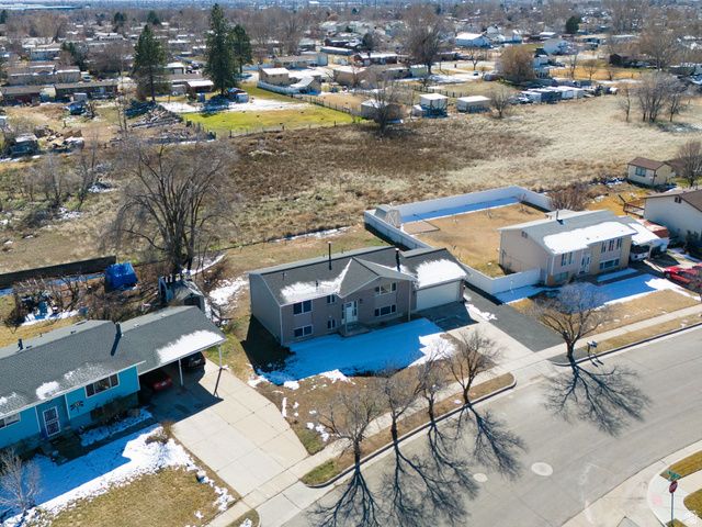 1103 W 950 N, Clinton, UT 84015