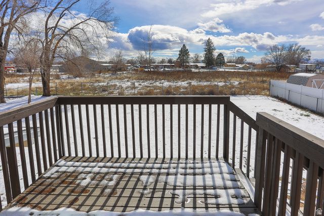 1103 W 950 N, Clinton, UT 84015