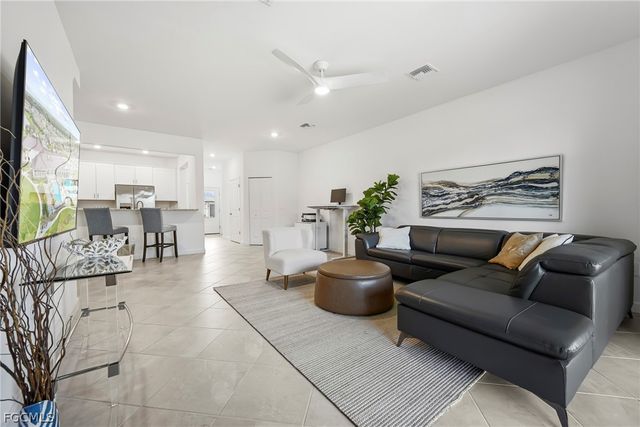 14239 Pine Lodge LN, Fort Myers, FL 33913