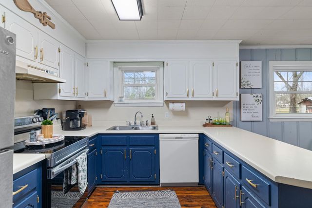 12 COUNTY ROAD 512 RD, Corinth, MS 38834