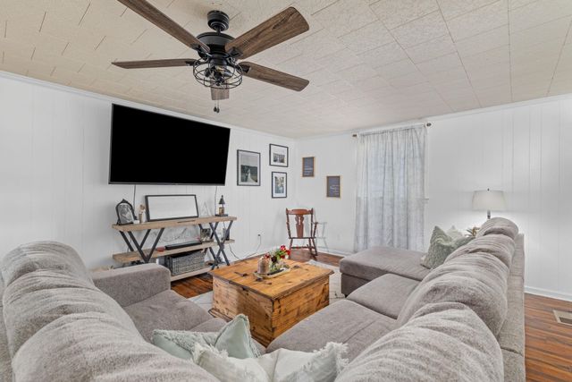 12 COUNTY ROAD 512 RD, Corinth, MS 38834