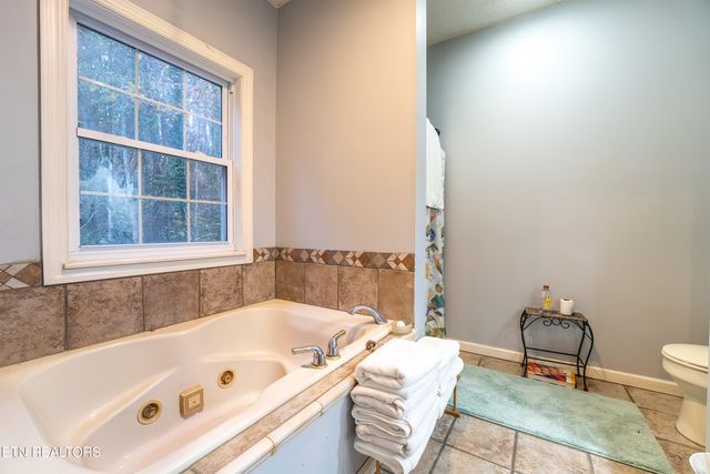 2946 Grassy Branch Loop, Sevierville, TN 37876