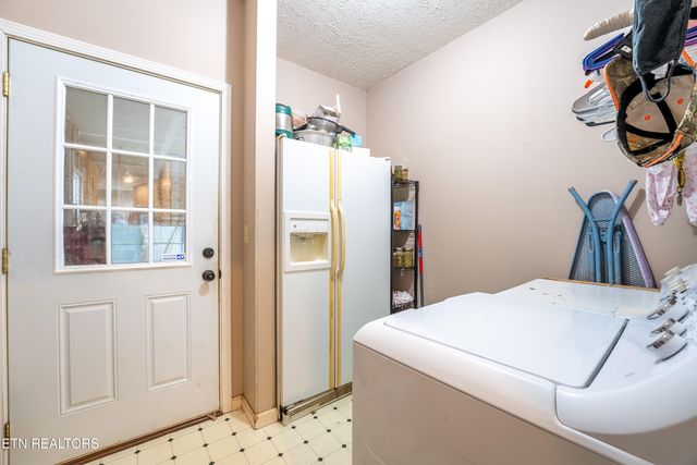 2946 Grassy Branch Loop, Sevierville, TN 37876