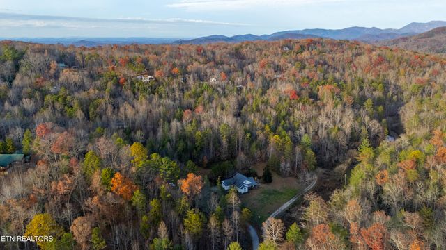 2946 Grassy Branch Loop, Sevierville, TN 37876