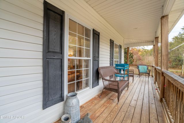 2946 Grassy Branch Loop, Sevierville, TN 37876