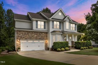 2236 Mills Crest Street, Fuquay Varina, NC 27526