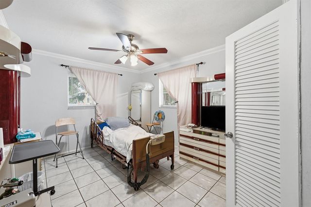 4513 NW 49th Street, Tamarac, FL 33319