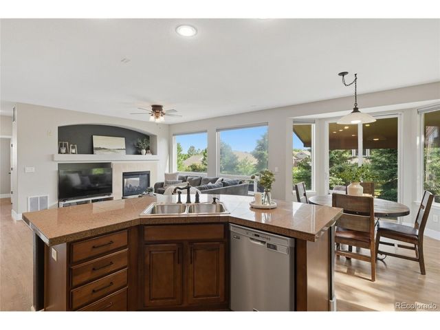 652 Cinnabar Ln, Castle Rock, CO 80108