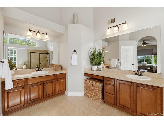 652 Cinnabar Ln, Castle Rock, CO 80108