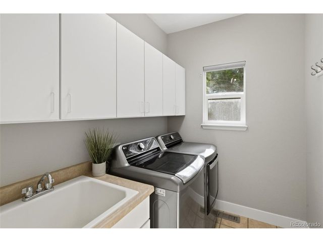 652 Cinnabar Ln, Castle Rock, CO 80108