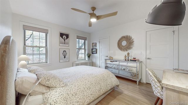 150 Burns Street 2D, Forest Hills, NY 11375